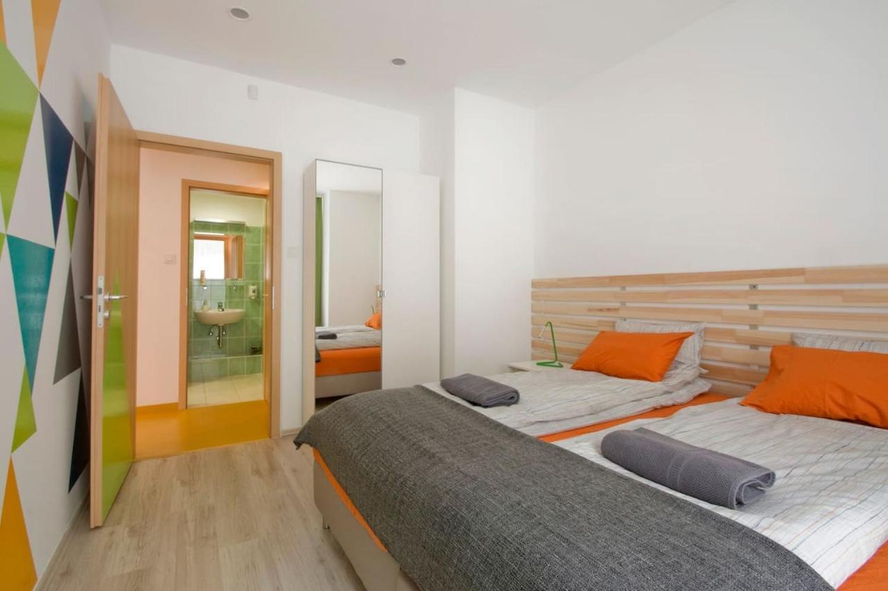 Apartament Modern Four Bedroom In Palace District *